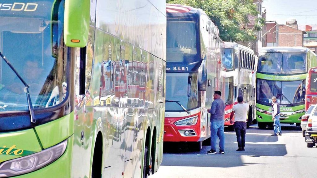 ATT y transporte interdepartamental acuerdan subir tarifas en 40% por un periodo de 180 días