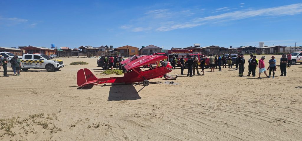 Accidente de aeronave en el borde costero de Caldera moviliza a equipos de emergencia Accidente de aeronave en el borde costero de Caldera moviliza a equipos de emergencia