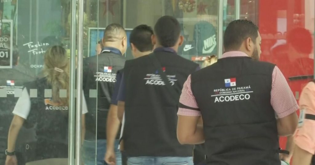 Acodeco decomisa más de mil productos vencidos en operativos navideños en Los Santos - Provincias