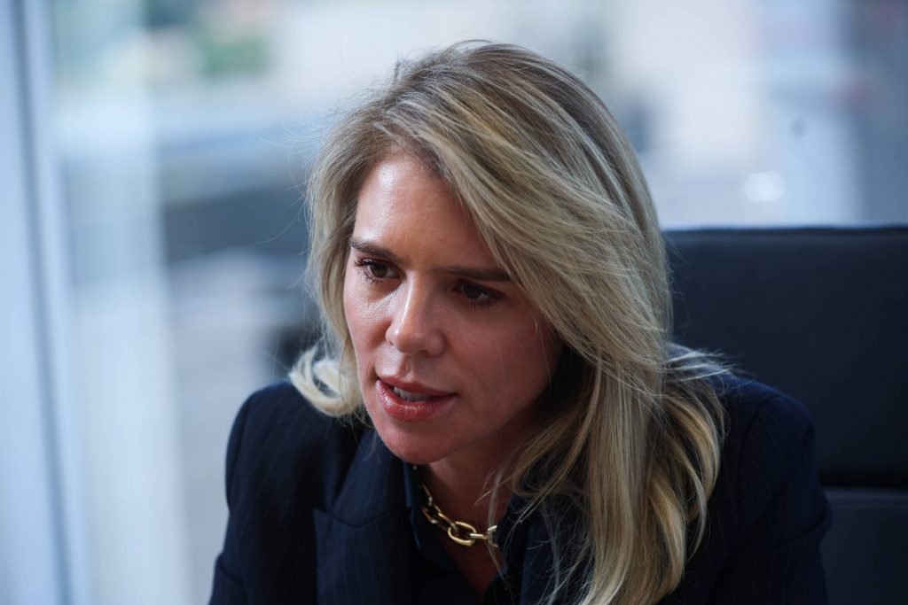 Ademicon explica para que servir o consórcio - 13/12/2025 - Mercado