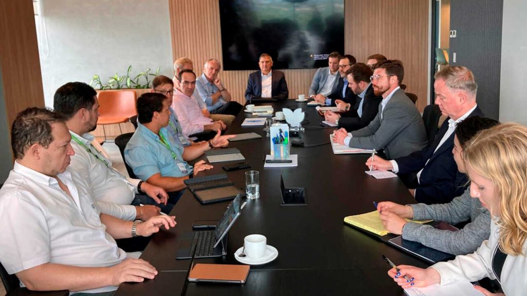 Agencias de EEUU están en Bolivia, buscan invertir