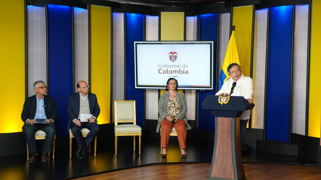 Así se gestó el decreto de estado de emergencia económica que el gobierno de Gustavo Petro emitió este lunes