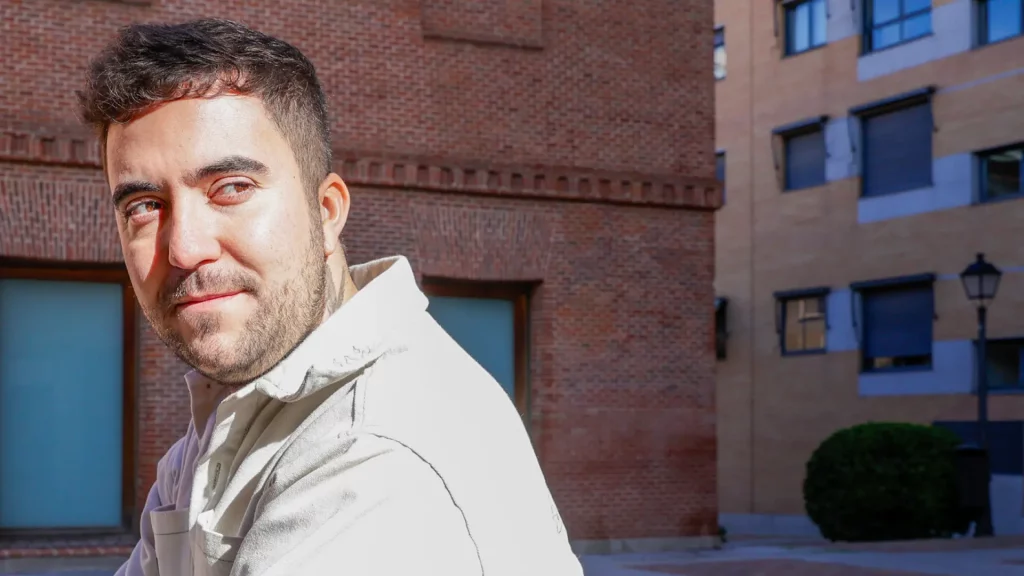 Beret: "Cuando estoy alegre hago todo menos componer, en realidad siempre escribo para desahogarme"