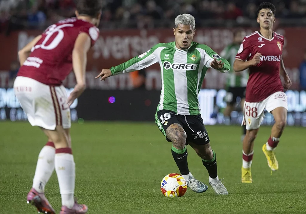 Betis, las notas de los jugadores: en vez de San Miguel debe ser San Adrián