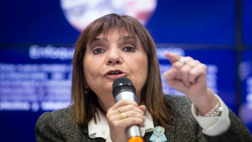 Bullrich fijó un plazo para sancionar la reforma laboral: “Antes de fin de año” Bullrich fijó un plazo para sancionar la reforma laboral: “Antes de fin de año”