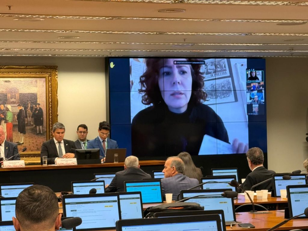 Câmara dos Deputados rejeita cassação do mandato de Carla Zambelli: como votaram diputados e partidos