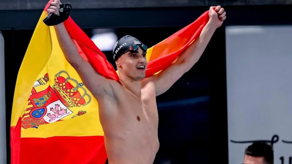 Carles Coll se proclama campeón de Europa y se consagra rey indiscutible de los 200 braza en piscina corta Carles Coll se proclama campeón de Europa y se consagra rey indiscutible de los 200 braza en piscina corta