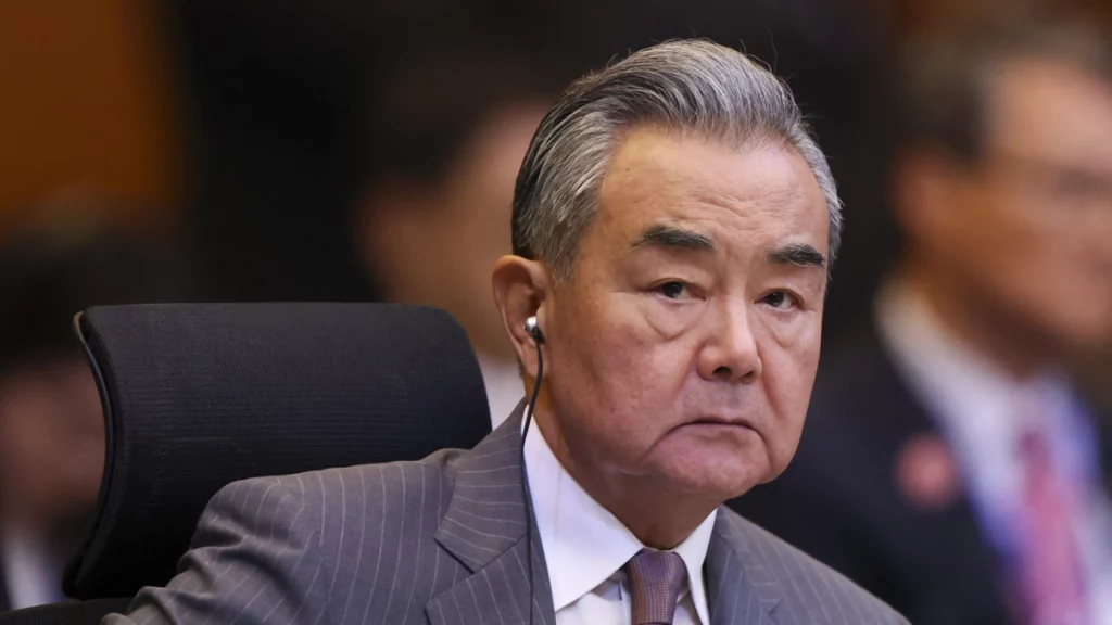 China advirtió que responderá con 'contramedidas firmes' ante ventas de armas de Estados Unidos a Taiwán y nuevas maniobras militares