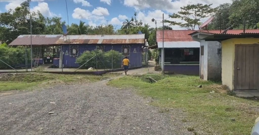 Chiriquí: Hasta cinco apagones diarios reportan familias en Finca Zapatero en Barú - Nacionales