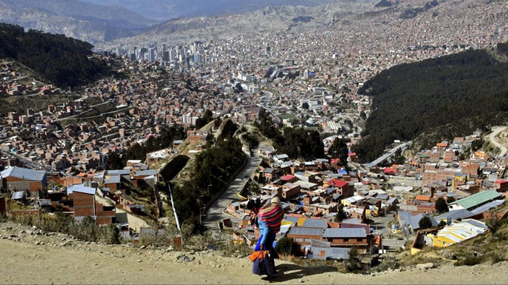 Colombia reduce la pobreza energética, ministerio de Energía asegura que 265.886 hogares saldrán de esta condición en 2024