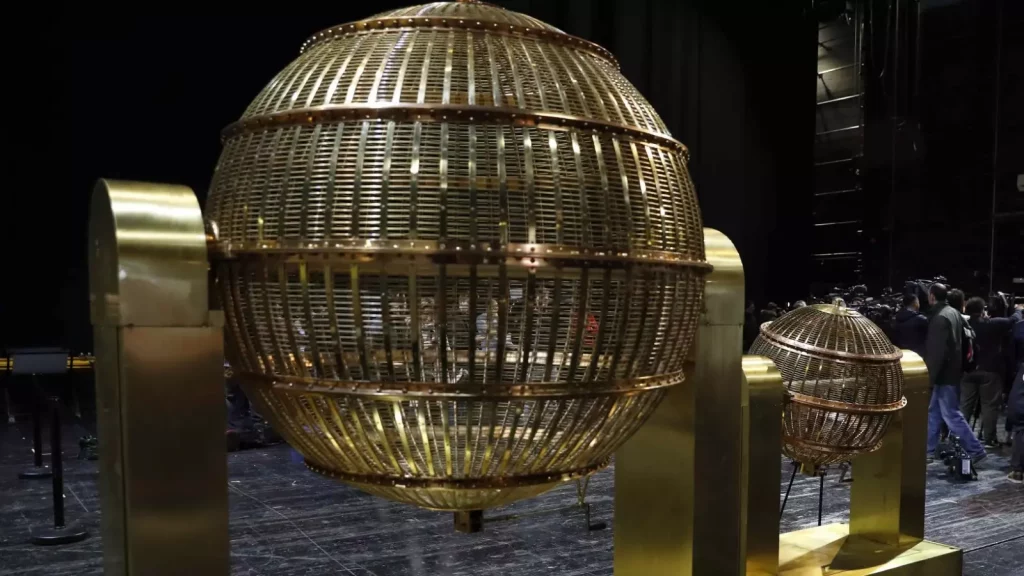 Cómo compartir legalmente un décimo de lotería de Navidad por WhatsApp