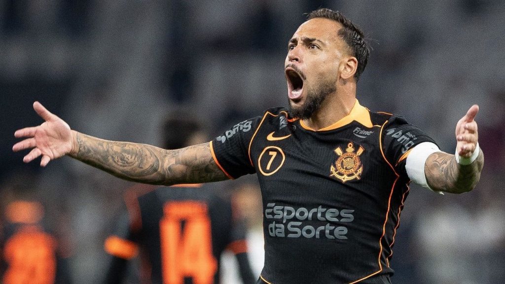 Corinthians se acerta con Shakhtar Donetsk y fecha a permanência definitiva de Maycon até 2027; veja detalles