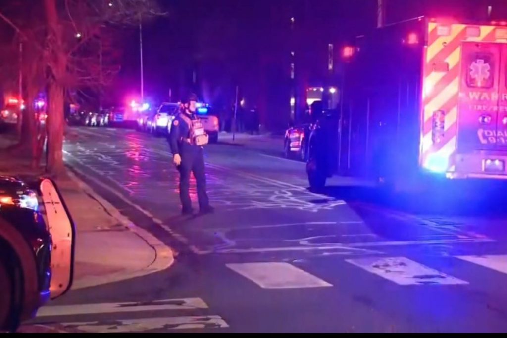 Detenido el sospechoso del tiroteo en un campus universitario de Rhode Island, EE.UU. Detenido el sospechoso del tiroteo en un campus universitario de Rhode Island, EE.UU.