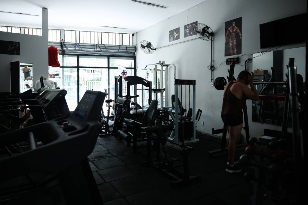 Diputados de SP pedem intervenção federal na Enel - 15/12/2025 - Painel