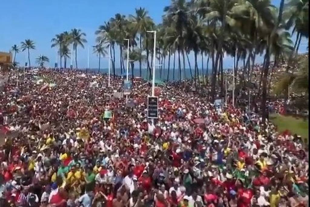 Diputados postam vídeo de protesto antigo em Salvador – 14/12/2025 – Painel Diputados postam vídeo de protesto antigo em Salvador - 14/12/2025 - Painel