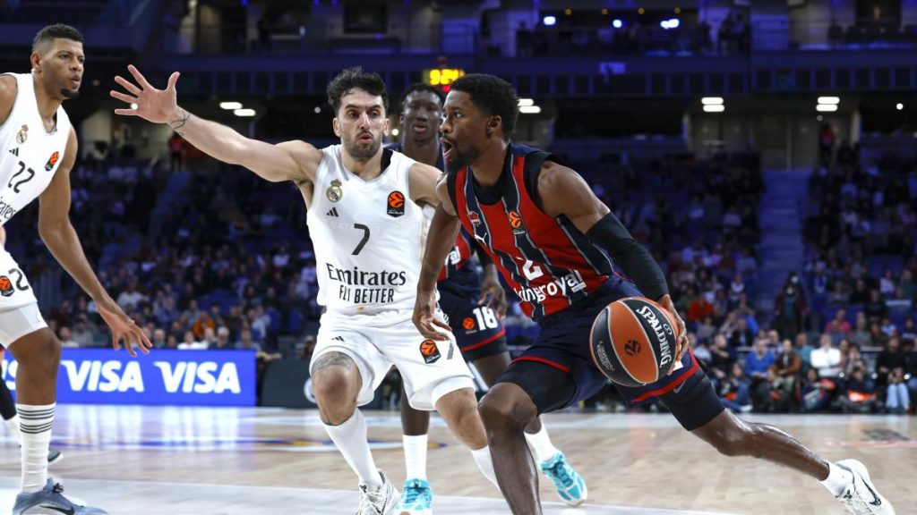 El Baskonia renueva a Simmons hasta el final de temporada