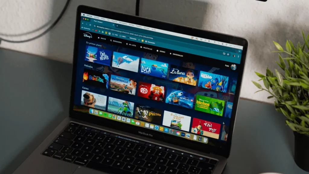 El botón secreto de Disney Plus+ para pedir nuevas series y películas