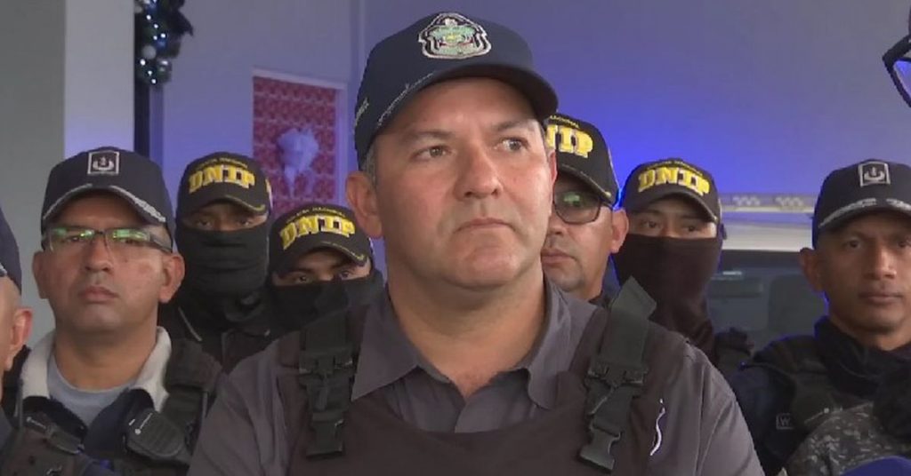 El director de la Policía, Jaime Fernández, confirma seis personas aprehendidas por el homicidio del capitán José Izasa