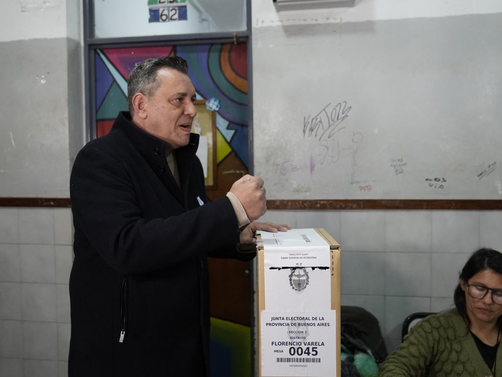 Está a un paso de archivar la denuncia de Kicillof contra un grupo de policías por un supuesto "complot" con un candidato opositor