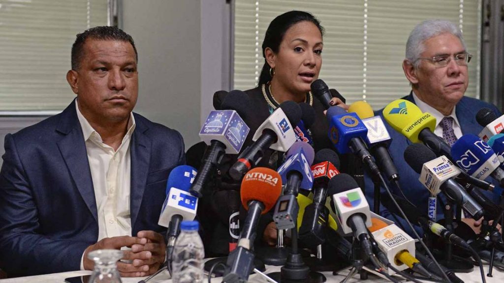 Estados Unidos intensifica la presión sobre Venezuela tras la muerte en prisión de un gobernador de la oposición a Maduro