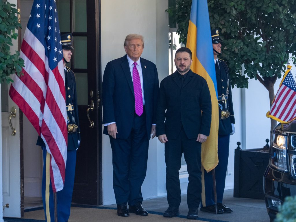 Estados Unidos se impaciente y presiona a Ucrania para ceder territorios a Rusia