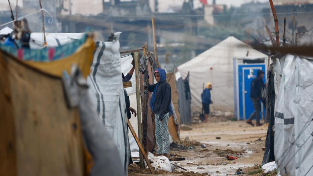 Gaza: avanzan diálogos para la segunda fase de la frágil tregua, mientras los niños mueren por el invierno Gaza: avanzan diálogos para la segunda fase de la frágil tregua, mientras los niños mueren por el invierno