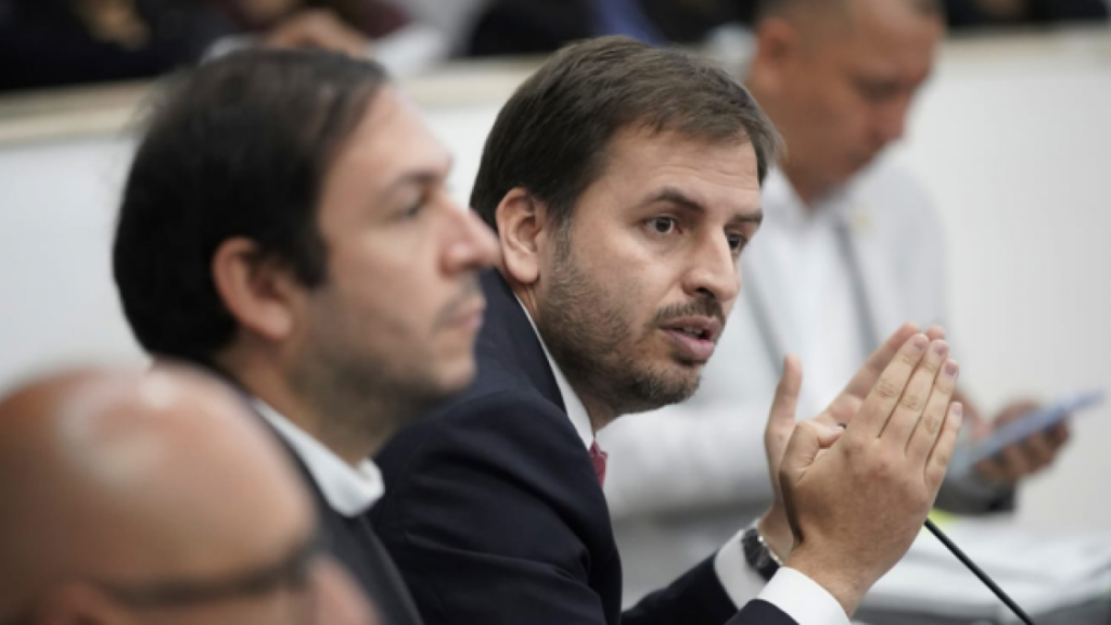 'Hay que elegir congresistas que no se vendan'