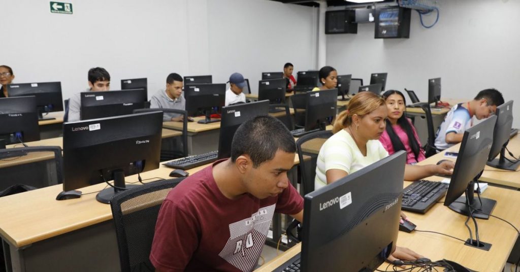 Inadeh ampliará su oferta formativa con 8.600 cursos a nivel nacional en 2026 – Nacionales Inadeh ampliará su oferta formativa con 8.600 cursos a nivel nacional en 2026 - Nacionales