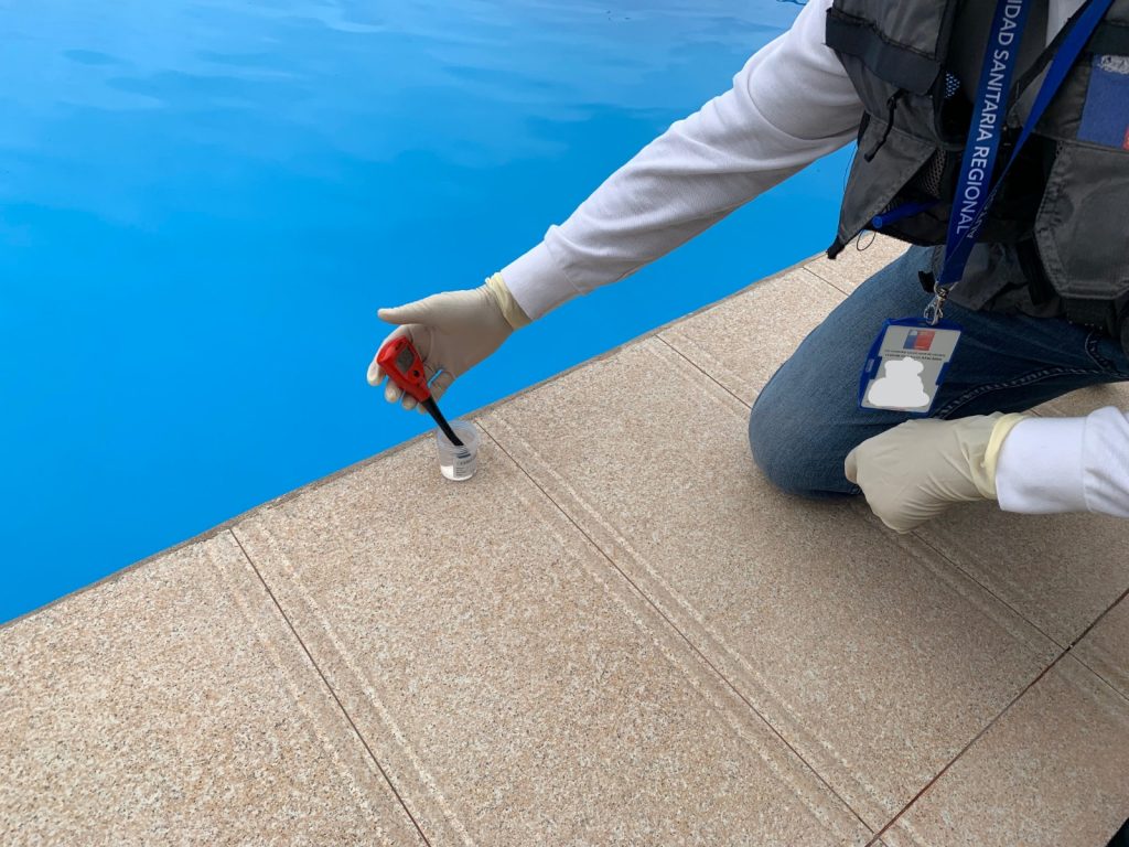 Inicia Campaña de Verano 2025-2026 con fiscalización a piscinas en Atacama Inicia Campaña de Verano 2025-2026 con fiscalización a piscinas en Atacama