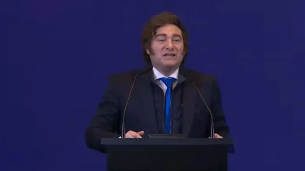 "Iremos hacia un tipo de cambio libre"