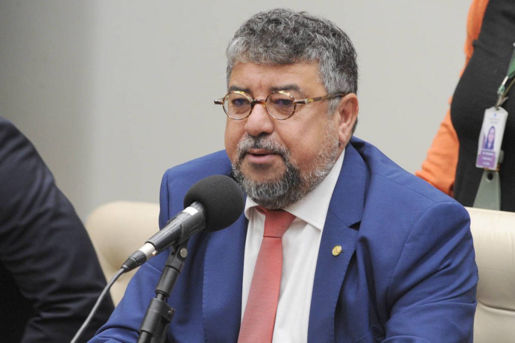 Juventude do PT pede abertura de procesos contra Quaquá – 21/12/2025 – Painel Juventude do PT pede abertura de procesos contra Quaquá - 21/12/2025 - Painel