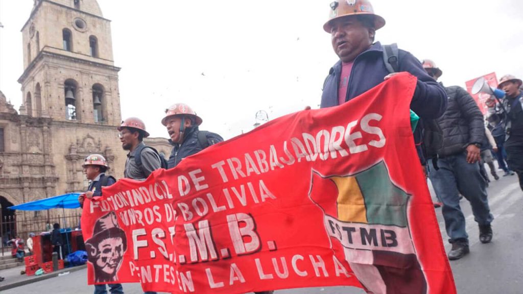 La COB se moviliza en Navidad e insiste en exigir la abrogación del Decreto 5503.