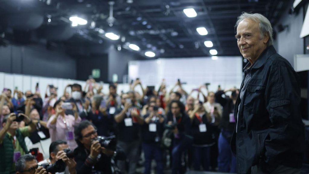 La FIL mexicana bate récord de asistencia con 953.000 asistentes y a pesar de a Barcelona como invitada de honor