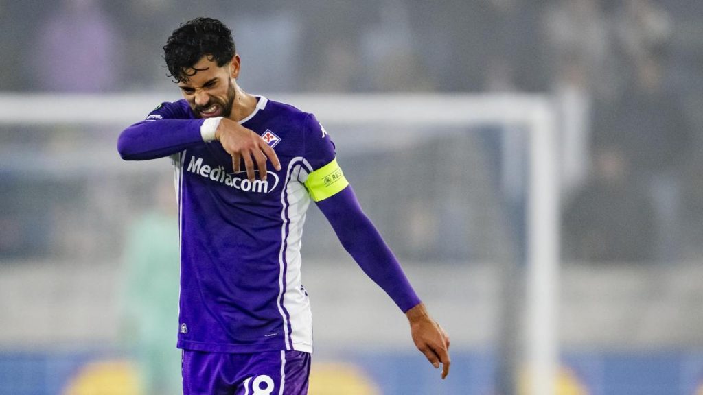 La Fiorentina sigue en crisis y se ve abocado al playoff