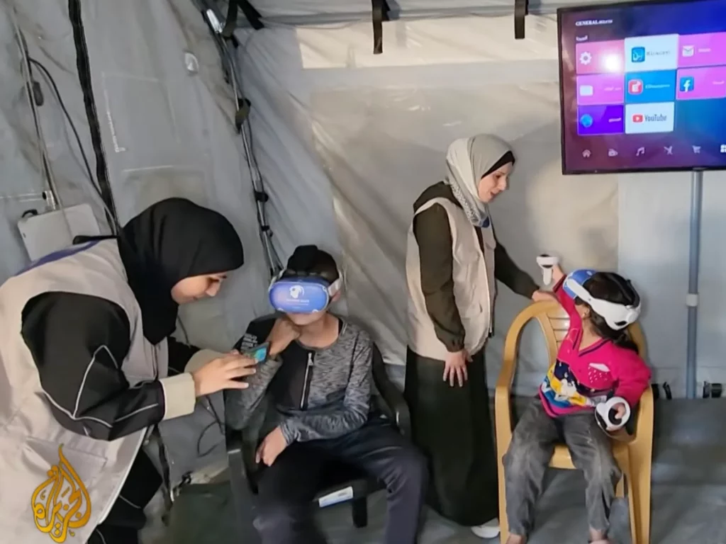 La realidad virtual ofrece escape a los niños de Gaza heridos en la guerra de Israel | Conflicto Israel-Palestina Noticias