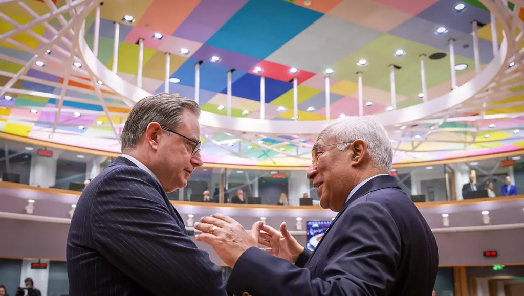 Los líderes de la UE ya sólo trabajan en financiar a Ucrania utilizando los activos rusos y De Wever empieza a ceder: "Bélgica está implicándose"