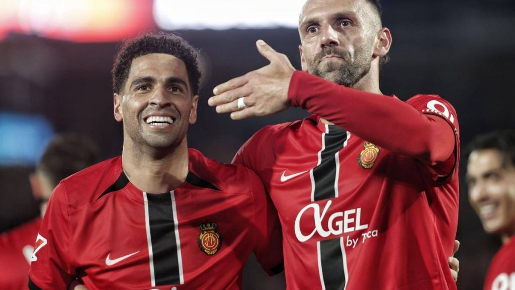 MALLORCA-ELCHE | Mascarell se ve de héroe en la victoria del Mallorca contra el Elche