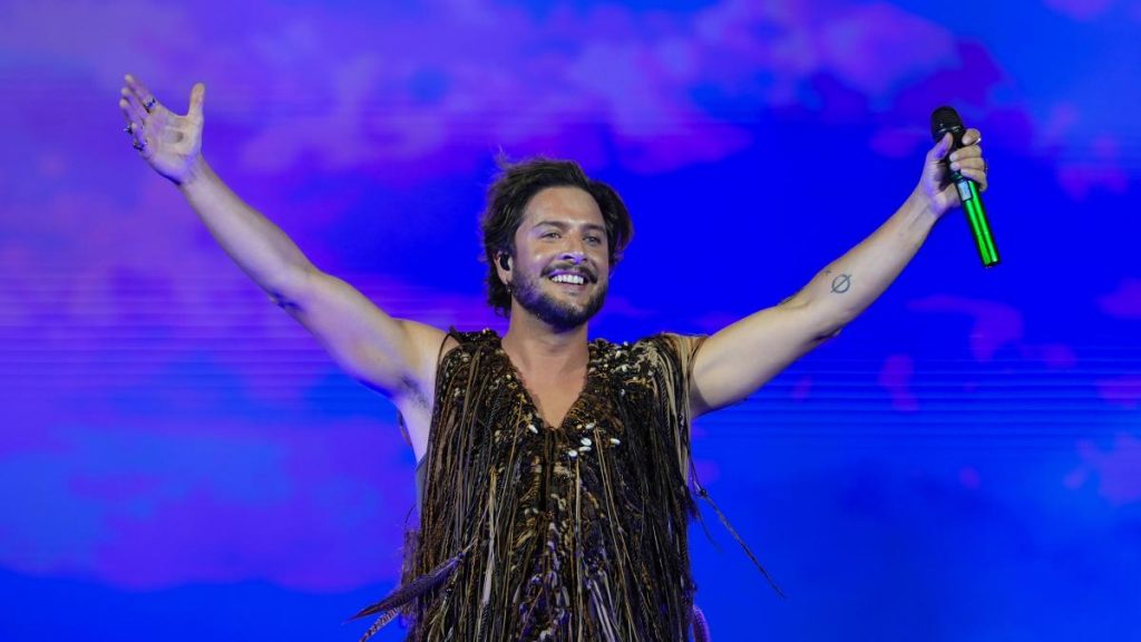 Manuel Carrasco anuncia cuatro conciertos en Sevilla y espera reunir a más de 250.000 personas