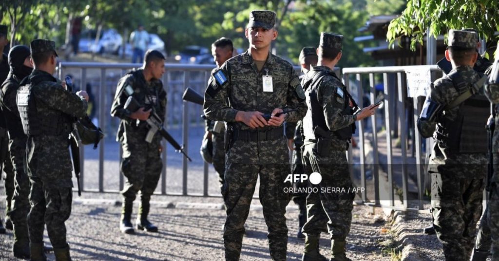 Militares garantizarán traspaso de poder en Honduras, dice mando oficial - Mundo