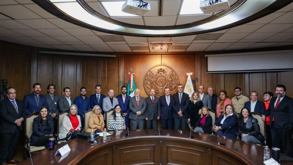 Monterrey renombrará avenida como Calzada Mauricio Fernández Garza el 11 de diciembre