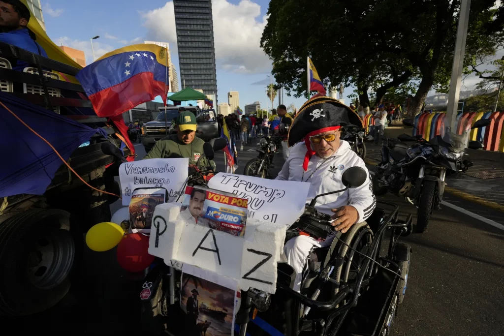 Motociclistas piratas recorren Caracas para protestar contra Trump | Energía