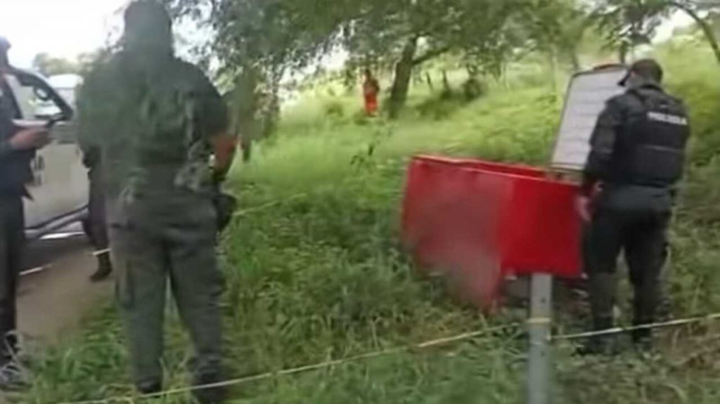 Mujer es hallada muerta dentro de un congelador en Santa Cruz Mujer es hallada muerta dentro de un congelador en Santa Cruz