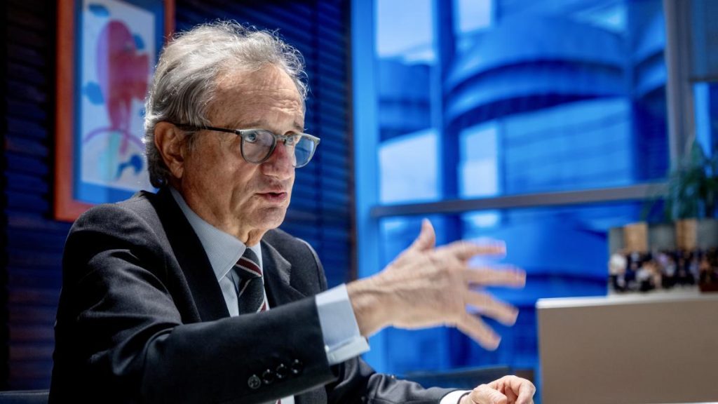 “No renunciamos a conseguir un socio español”