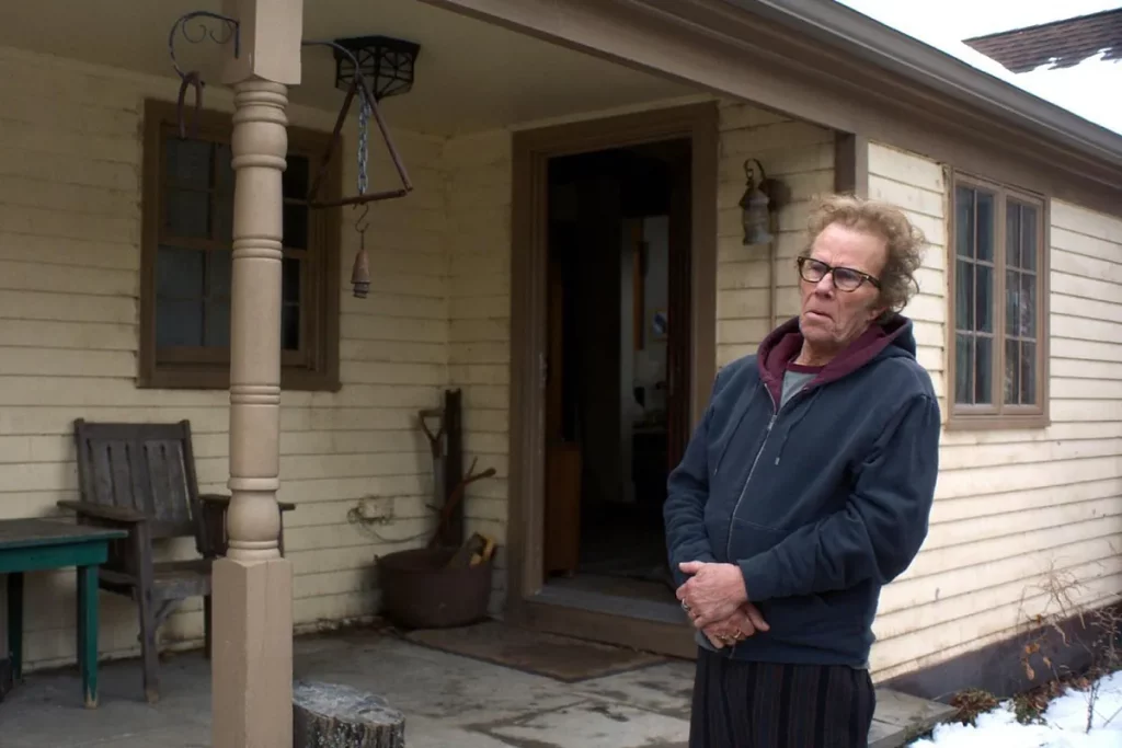 Padre Madre Hermana Hermano: Jim Jarmusch, el más brillante constructor de silencios (****)