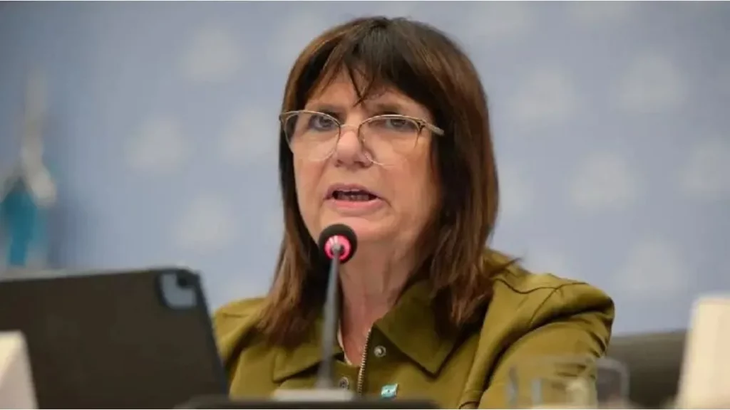 Patricia Bullrich justificó la postergación de la reforma laboral y económica falta de apoyos