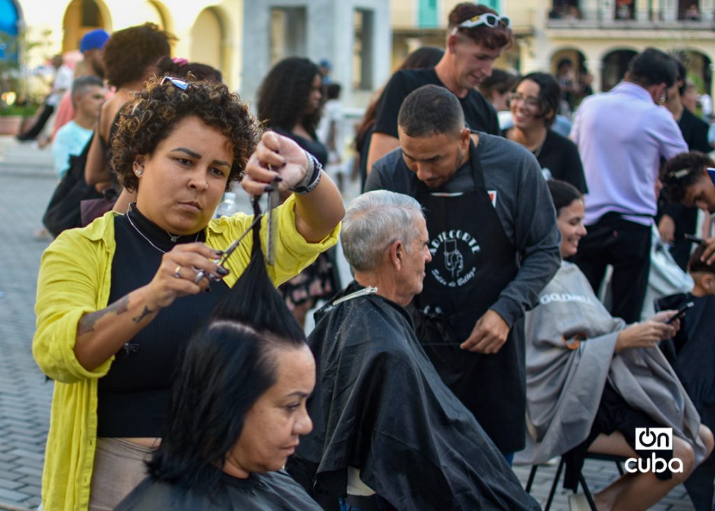 Plaza Vieja tomada por el estilo cubano