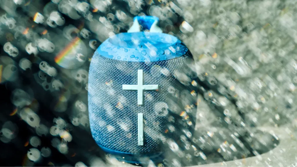 Ponle ritmo a tu vida con el WONDERBOOM 4, altavoz resistente al agua, polvo y con sonido de 360°