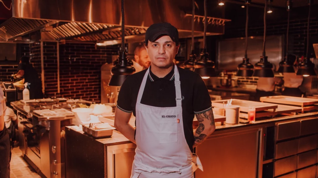 Por esto El Chato es el número uno Por esto El Chato es el número uno