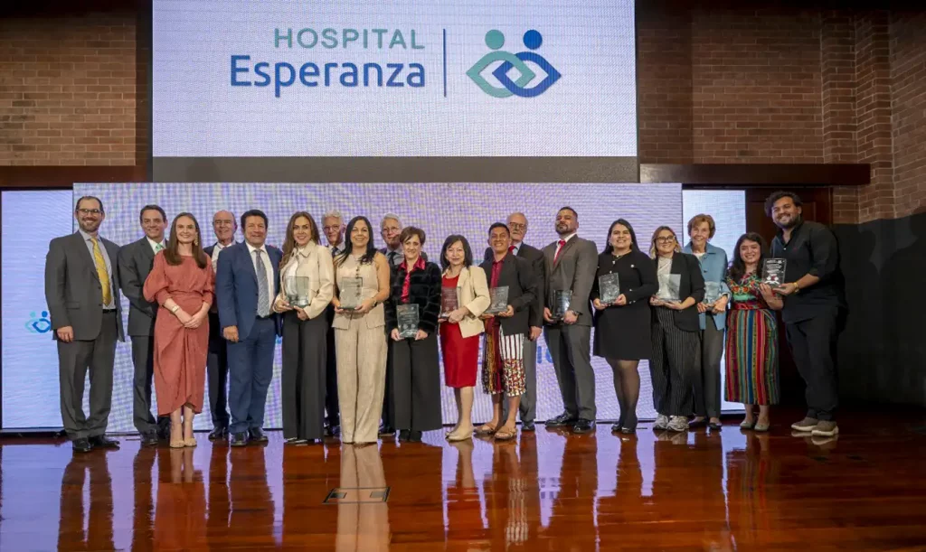 Premian proyectos que transforman la salud en Guatemala