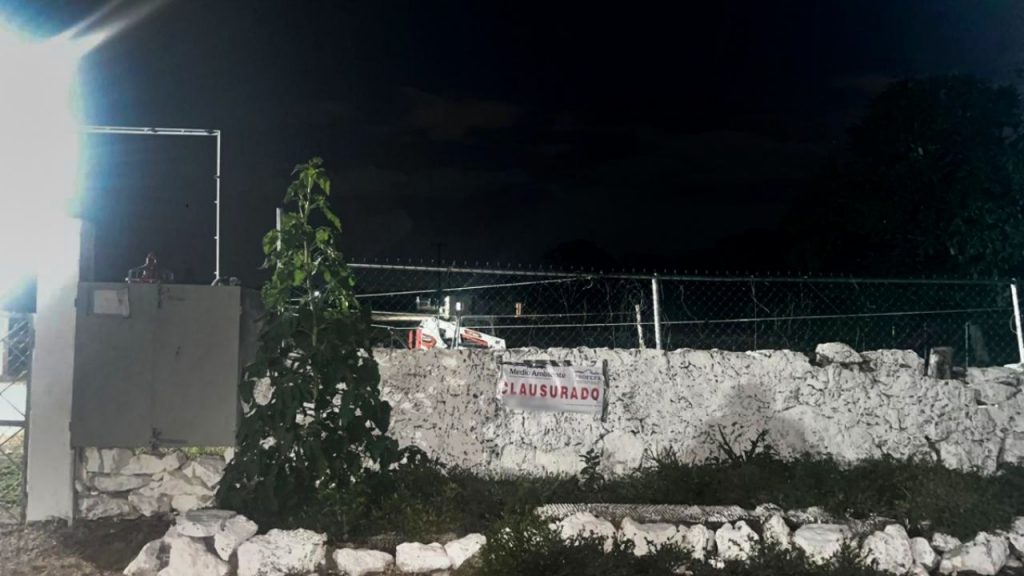 Profepa clausura actividades de desmonte en ecosistema de selva por empresa avícola, en Kanasín, Yucatán